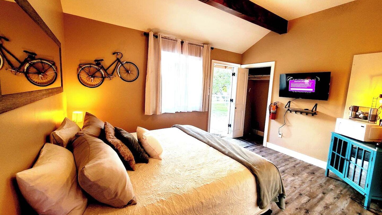 Photo of Bedroom in Silt