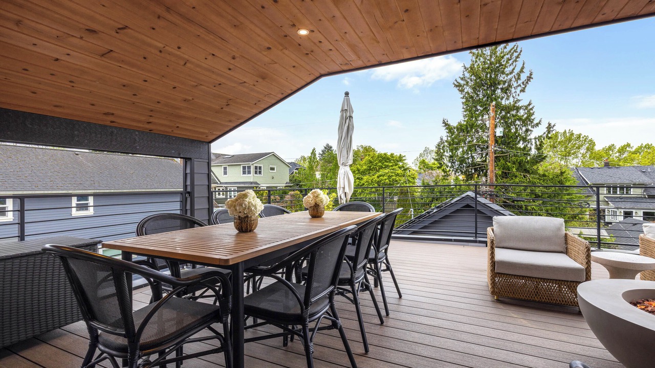 Photo of Outdoor in West Queen Anne