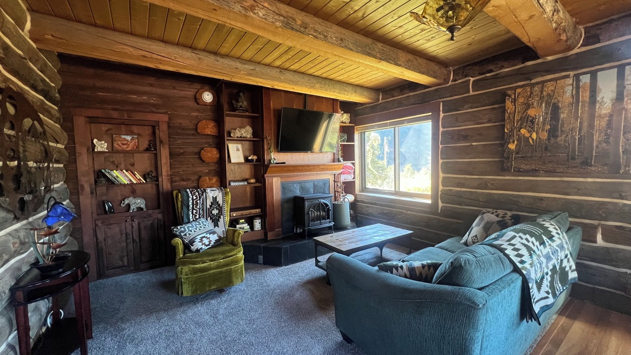 Photo of Livingroom in Glenwood Springs