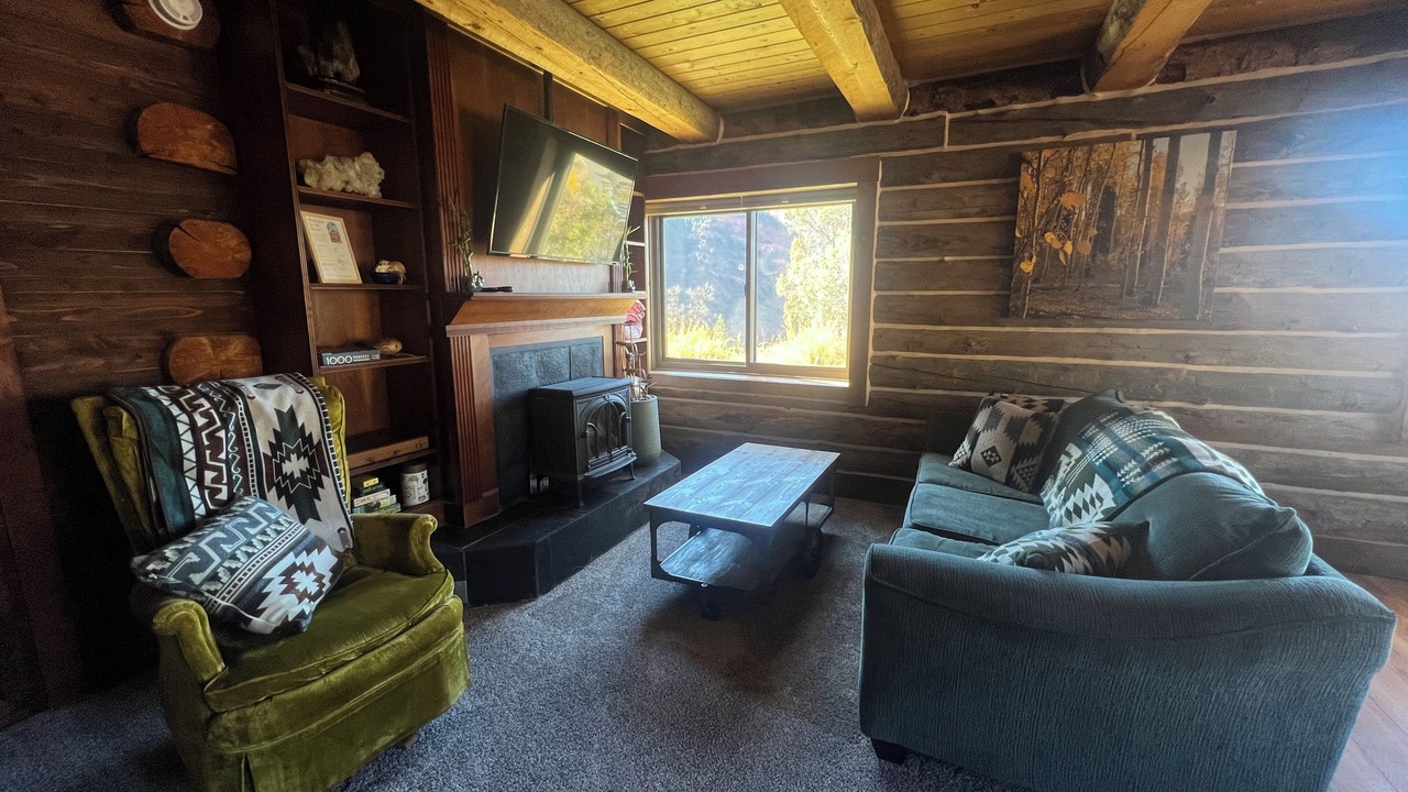 Photo of Livingroom in Glenwood Springs