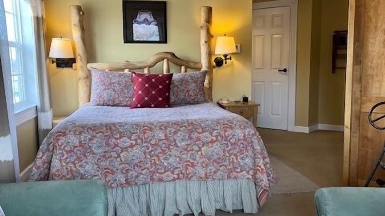 Photo of Bedroom in Colorado Springs