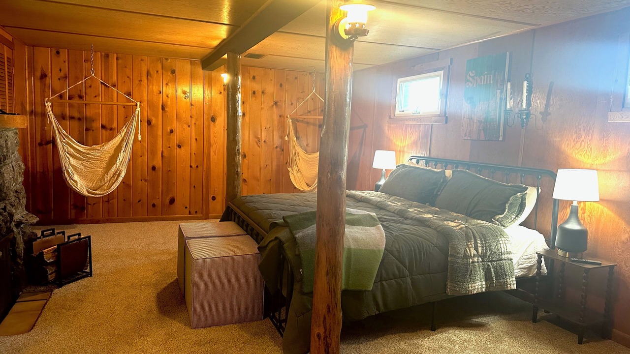 Photo of Bedroom in Larkspur