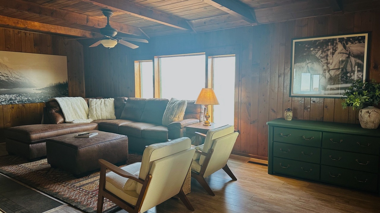 Photo of Livingroom in Larkspur