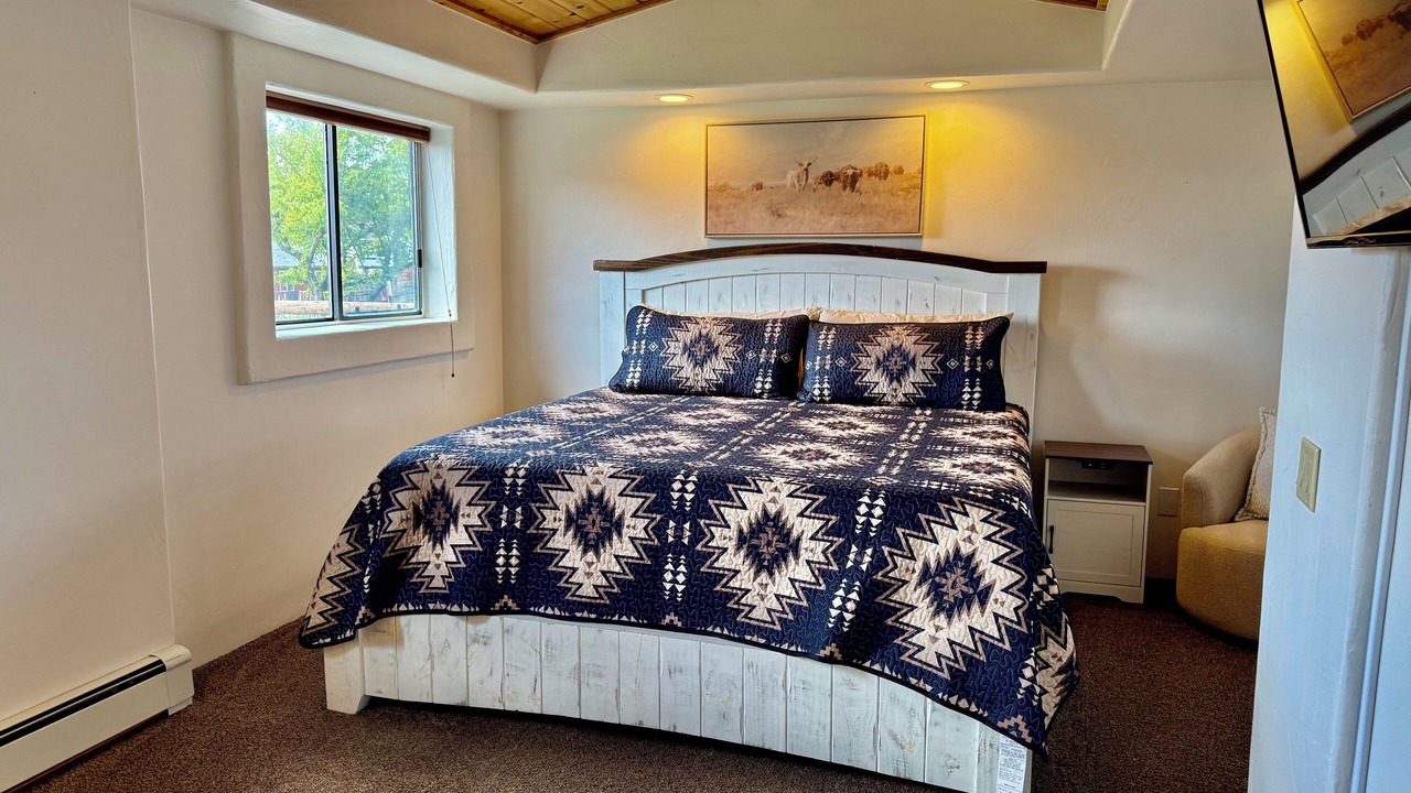 Photo of Bedroom in Glenwood Springs