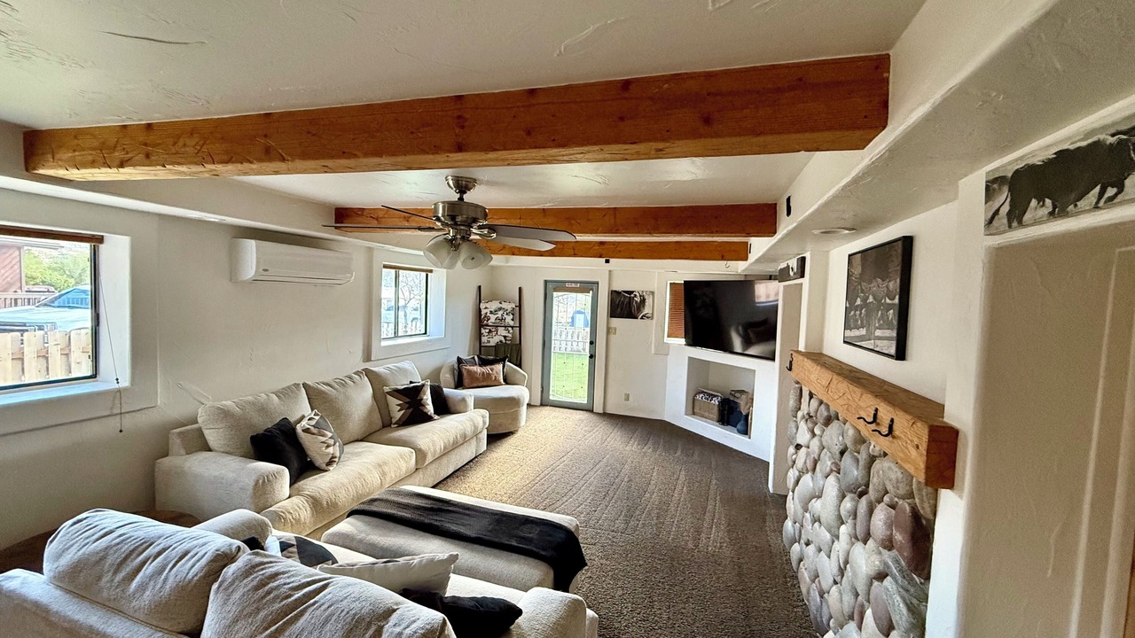Photo of Livingroom in Glenwood Springs