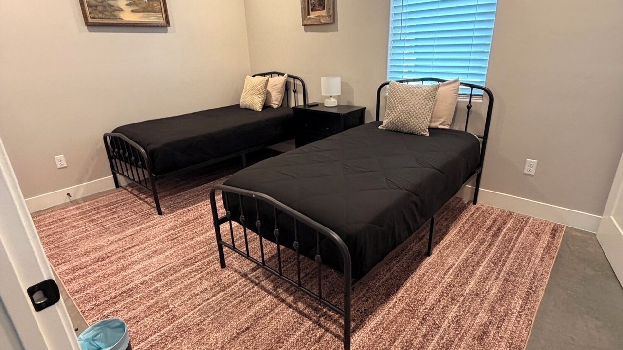 Photo of Bedroom in Delta