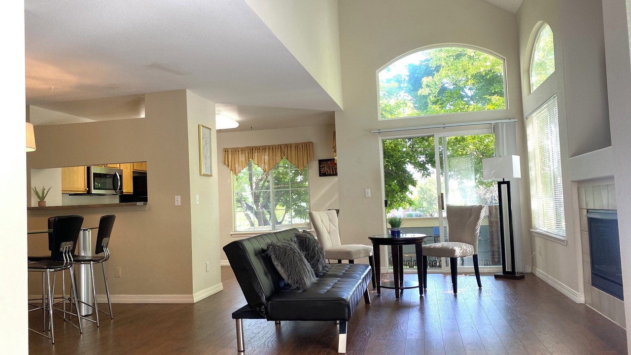 Photo of Livingroom in Stonegate