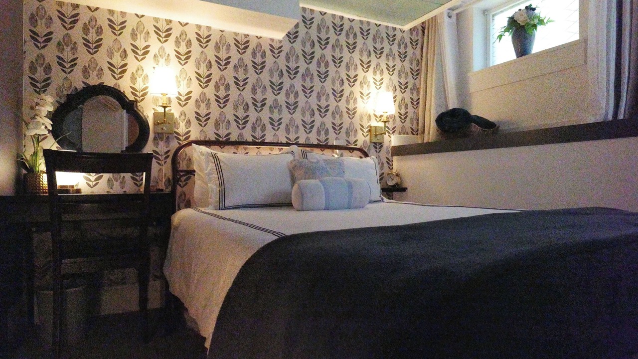 Photo of Bedroom in Virginia Highland
