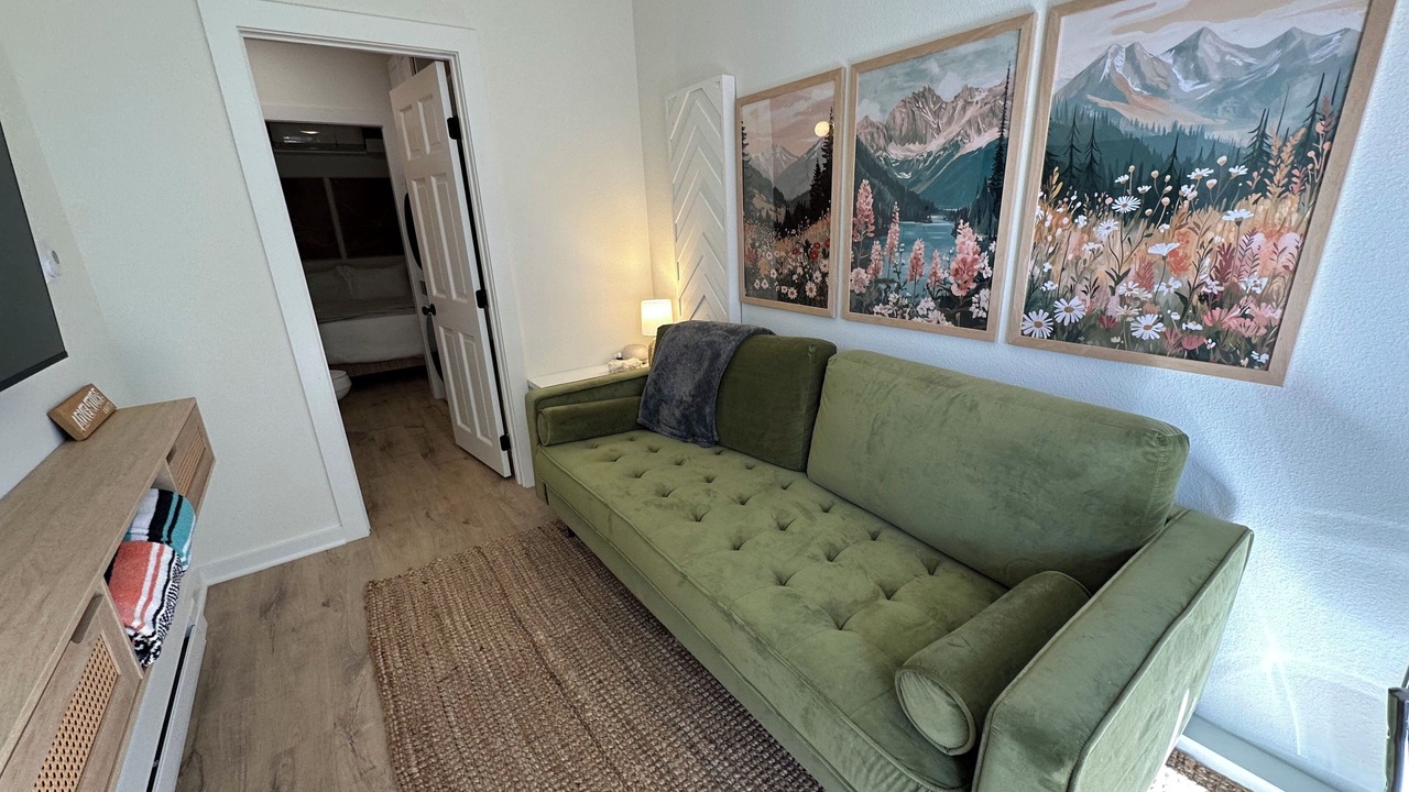 Photo of Livingroom in Alpine Village