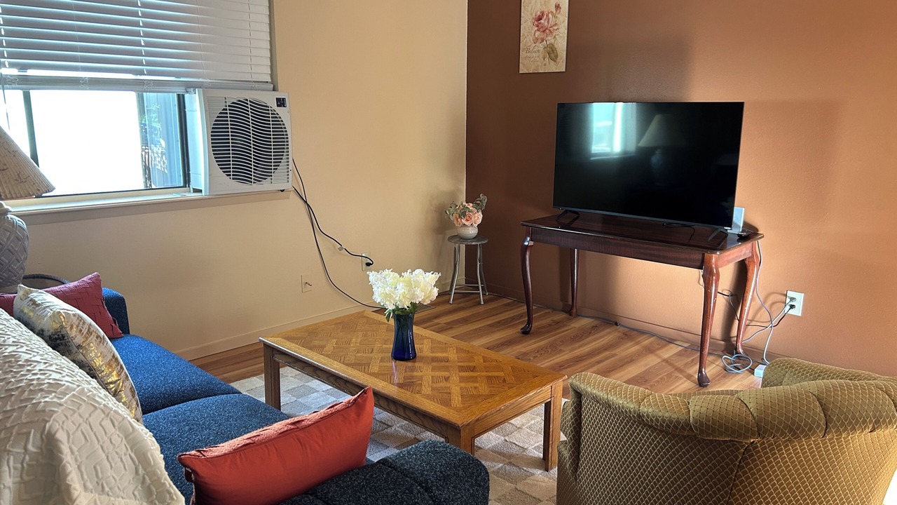 Photo of Livingroom in Canon City