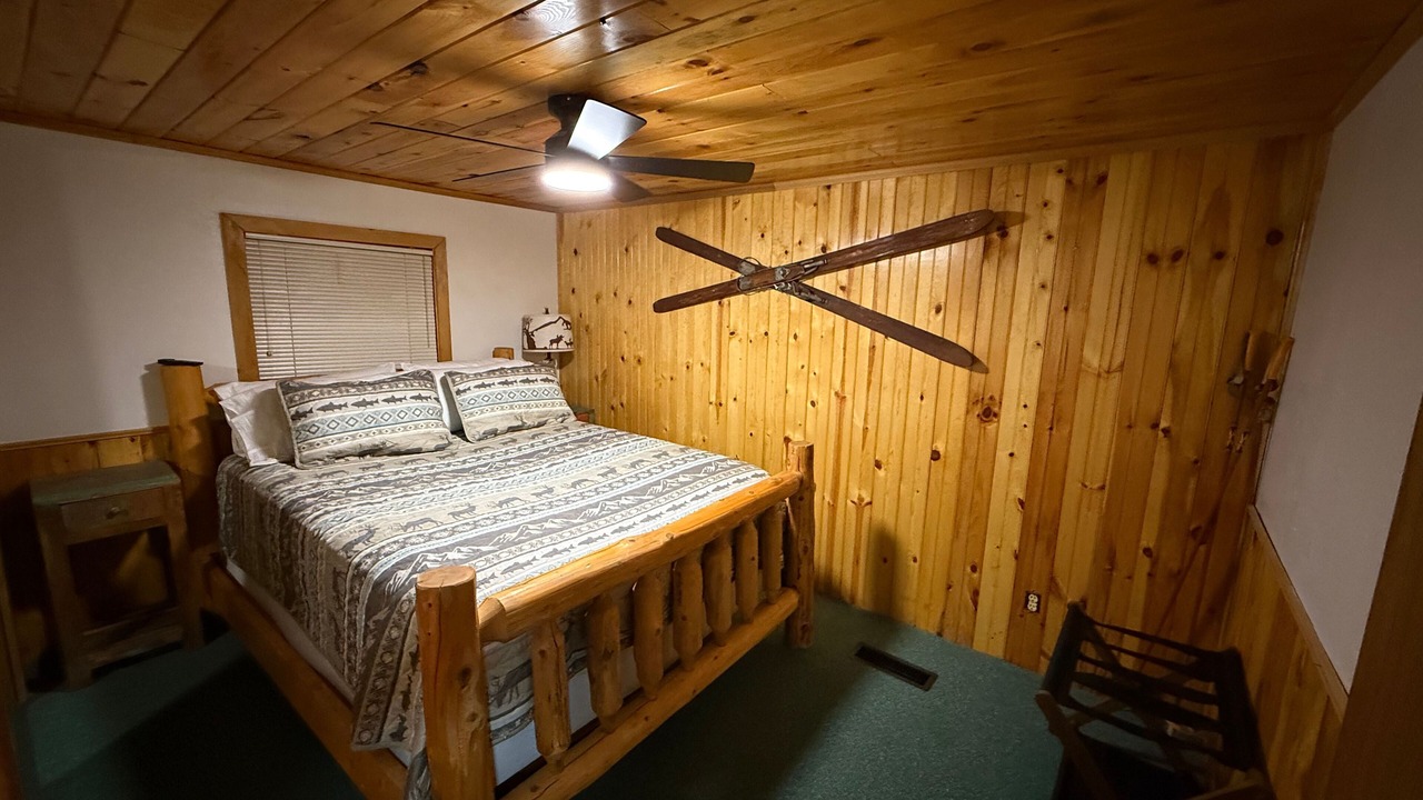 Photo of Bedroom in Alpine Village