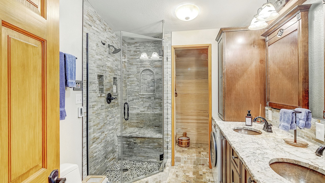 Photo of Bathroom in Coal Creek Canyon