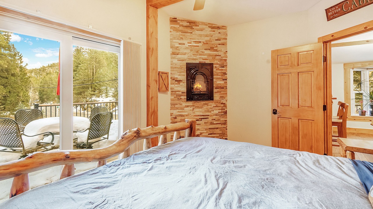 Photo of Bedroom in Coal Creek Canyon