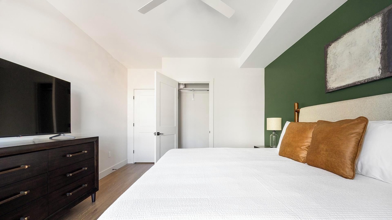 Photo of Bedroom in Uptown