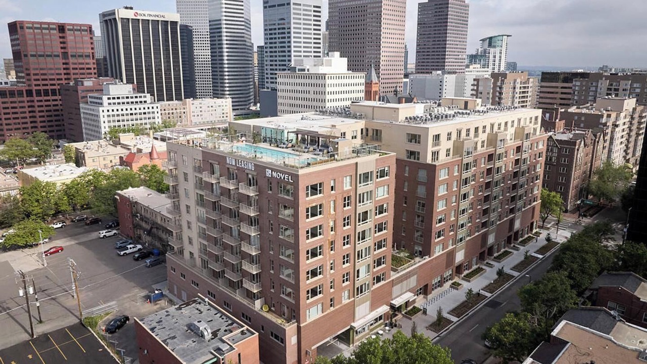 Photo of Outdoor in Uptown