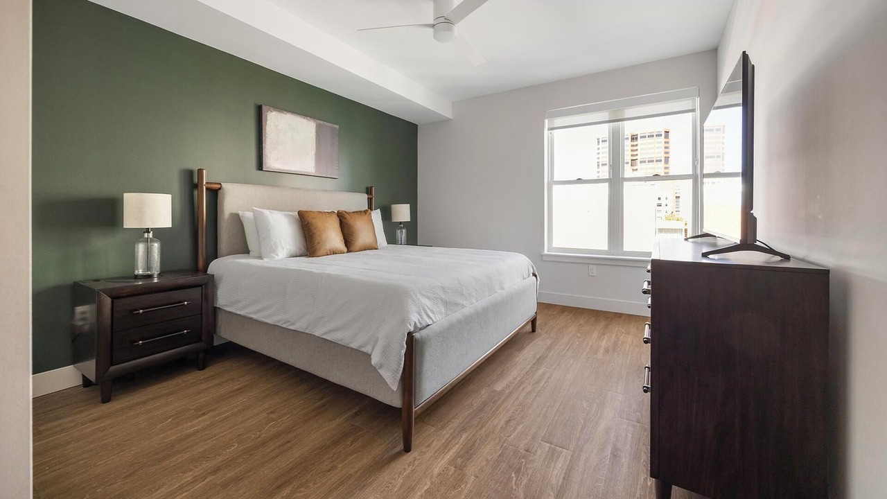 Photo of Bedroom in Uptown