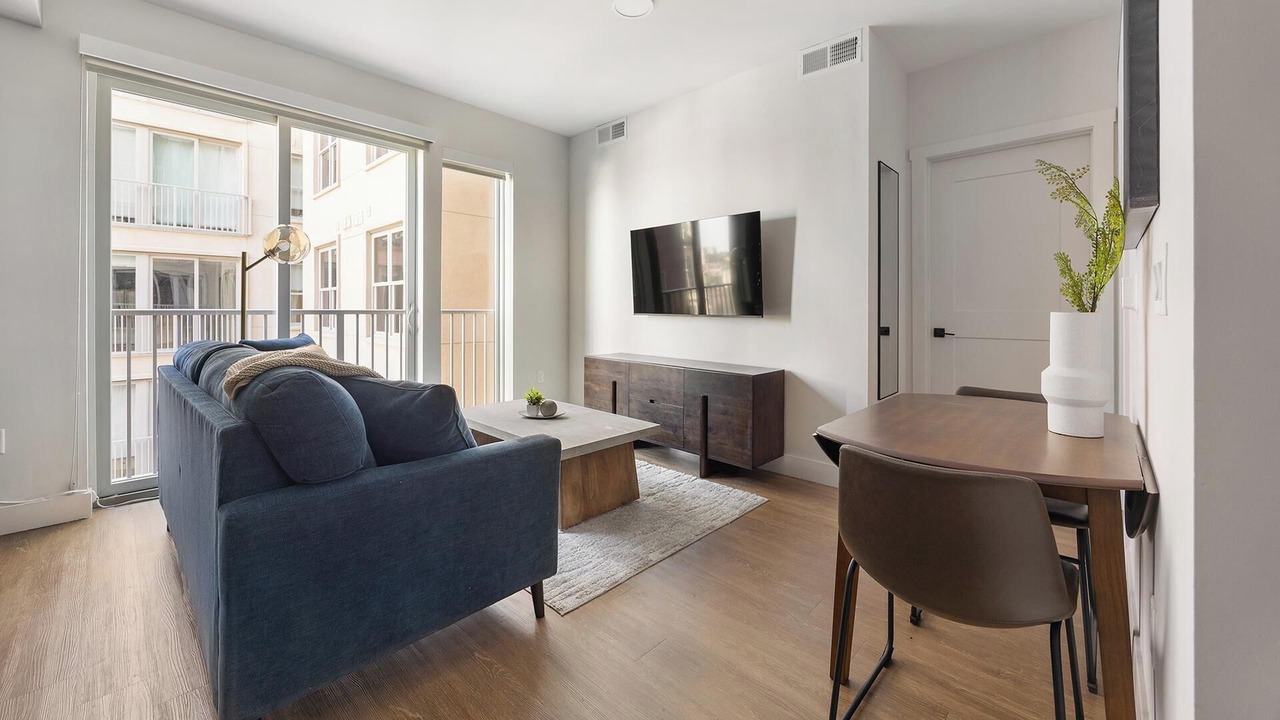 Photo of Livingroom in Uptown