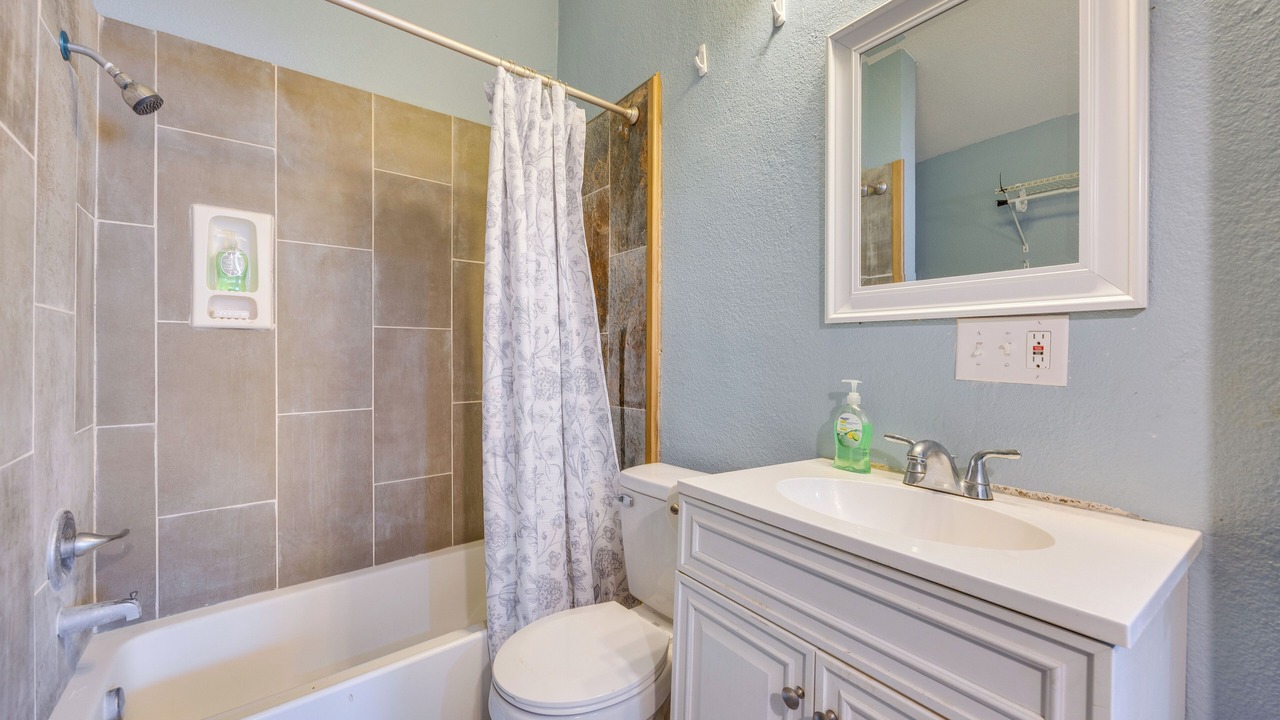 Photo of Bathroom in Park Vista