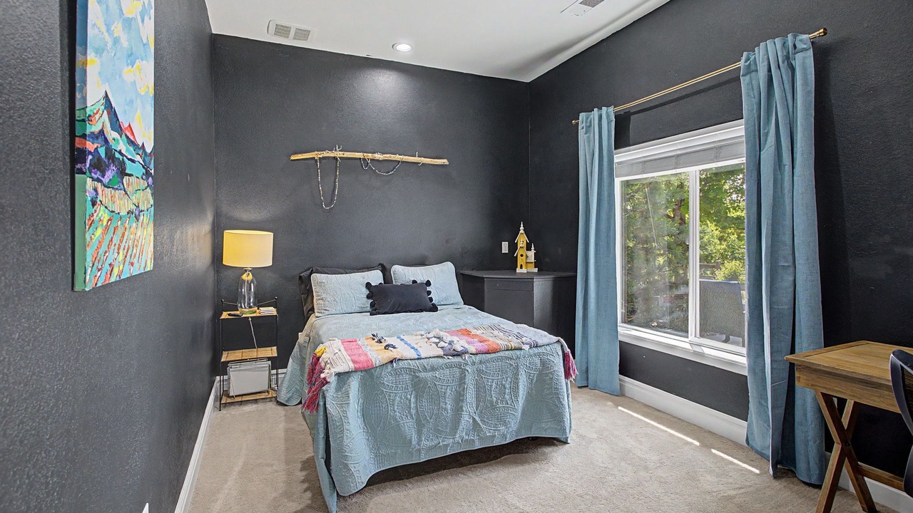 Photo of Bedroom in Castle Pines North