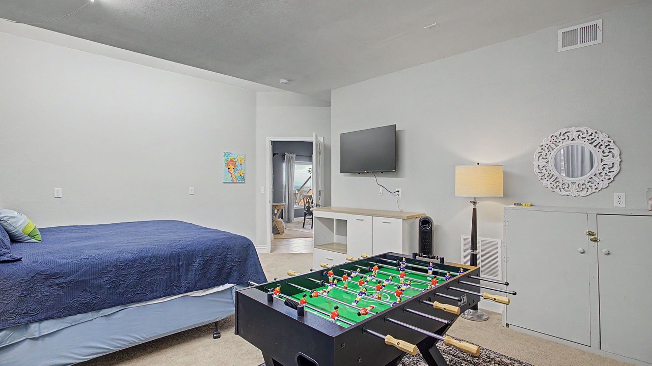 Photo of Bedroom in Castle Pines North