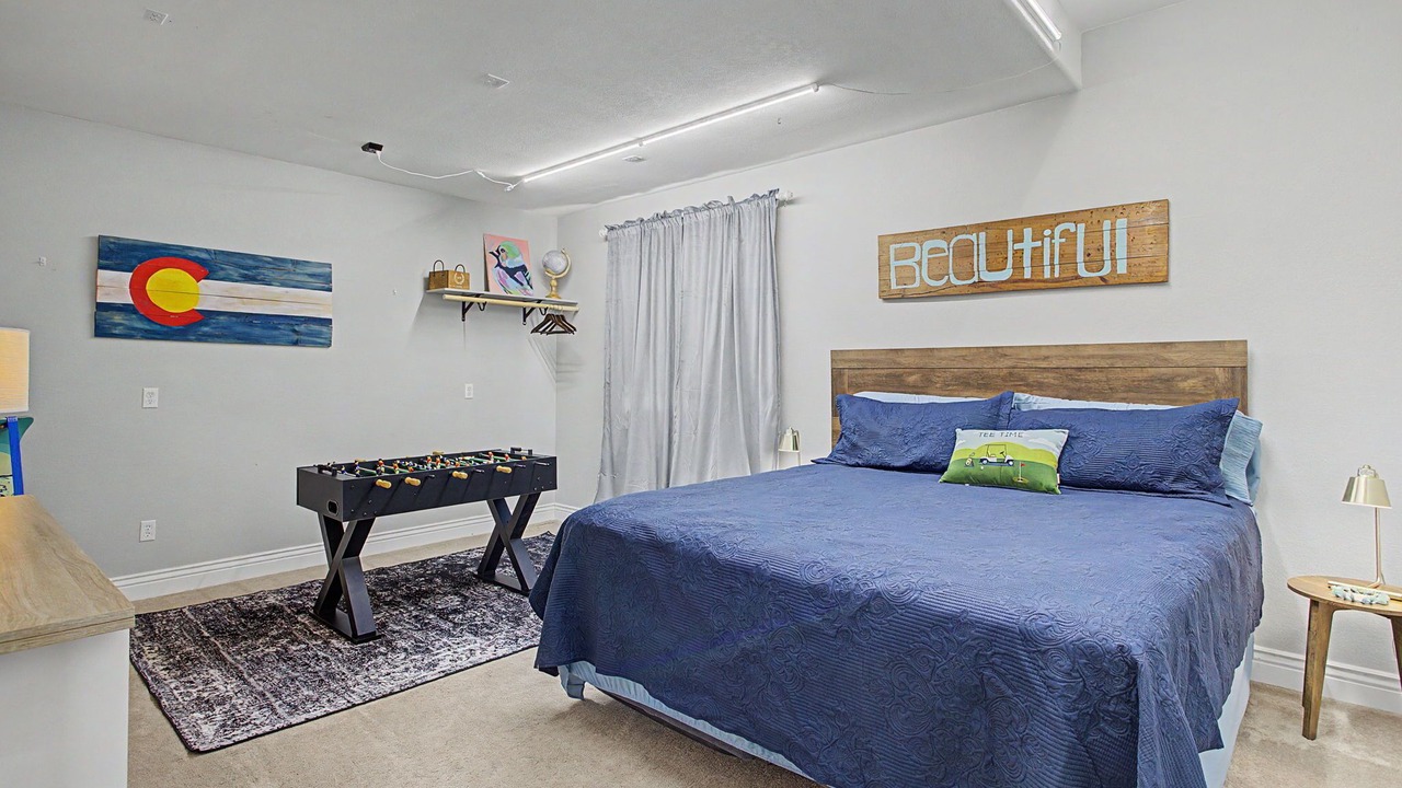 Photo of Bedroom in Castle Pines North