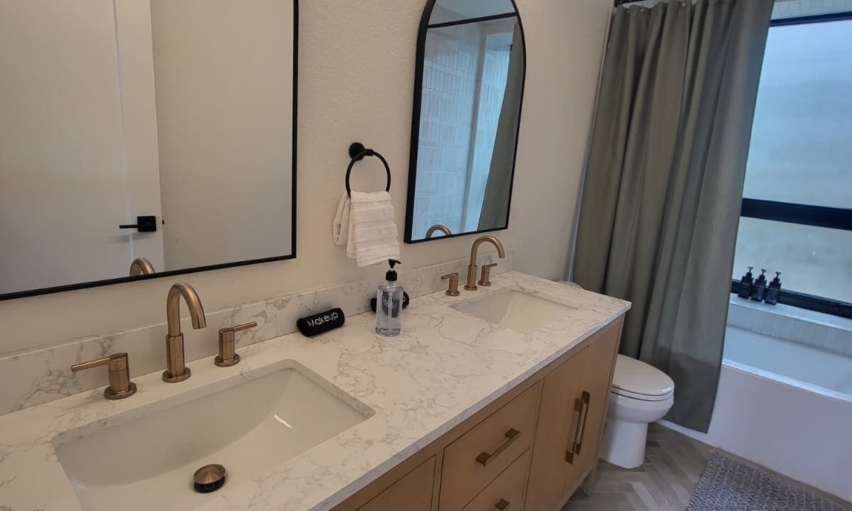 Photo of Bathroom in Kerr Gulch