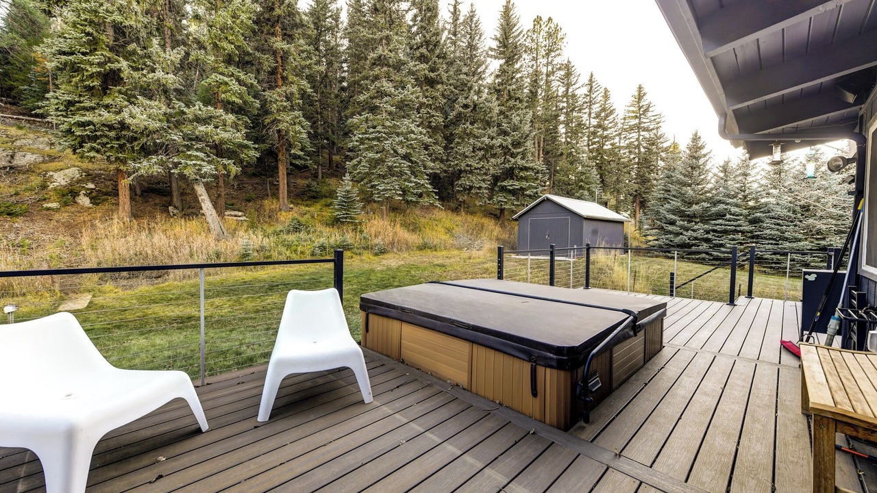 Photo of Patio Balcony in Evergreen