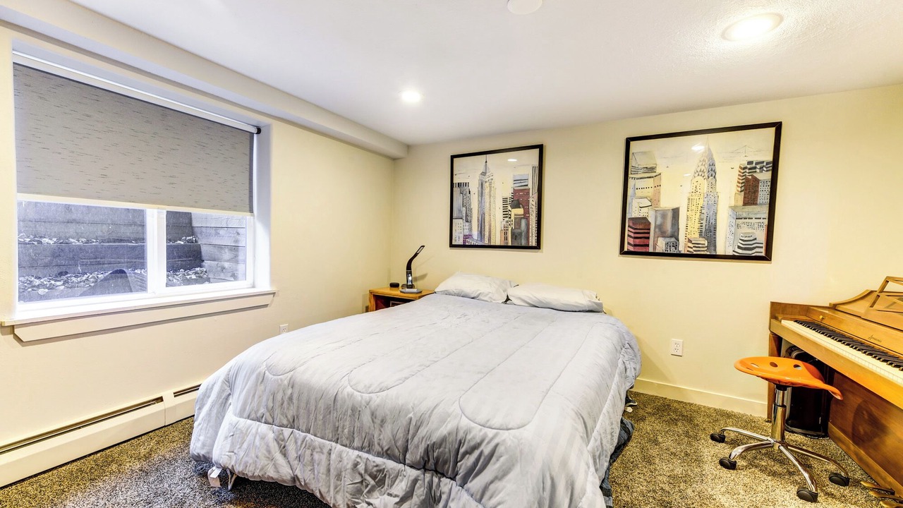 Photo of Bedroom in Evergreen