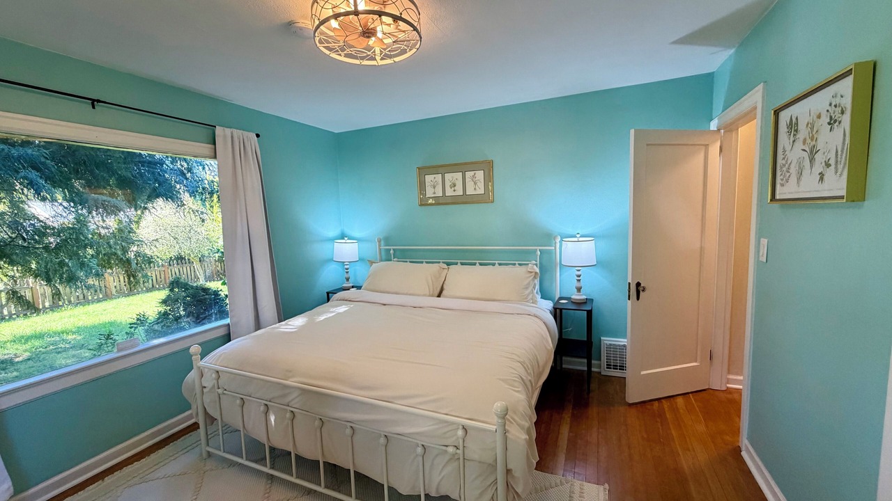 Photo of Bedroom in Hillwood