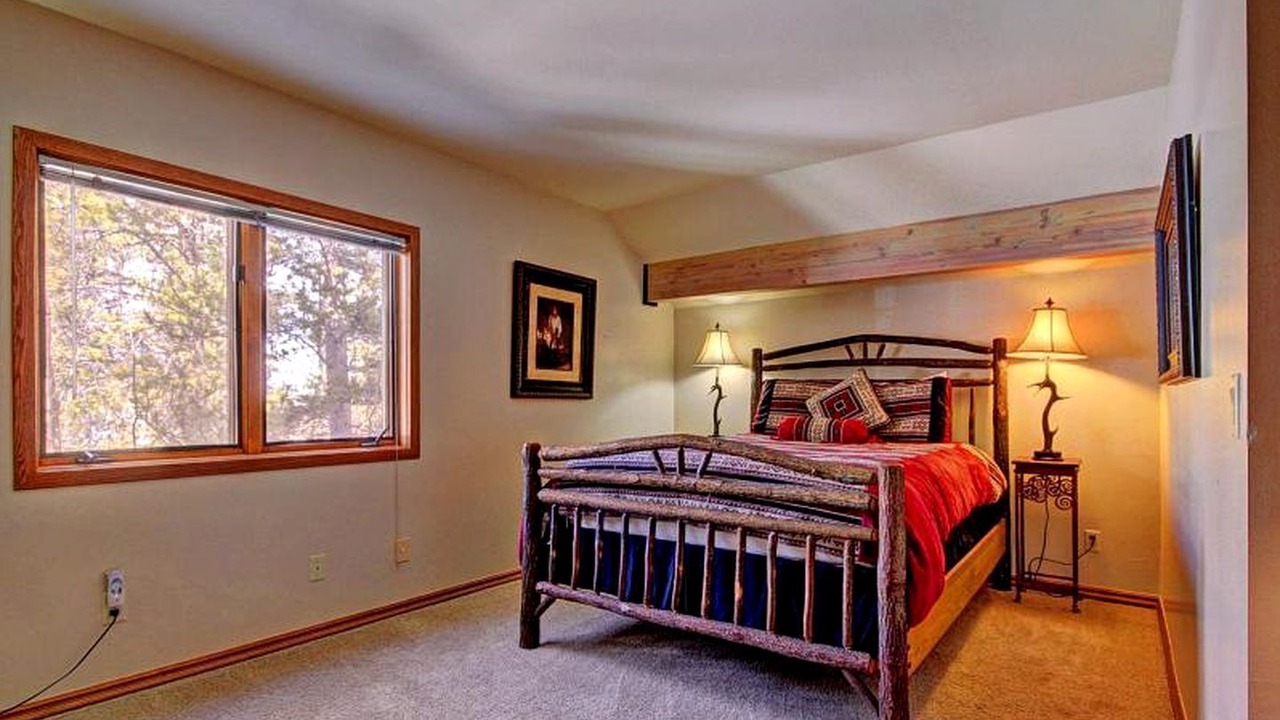 Photo of Bedroom in Warrior's Mark West