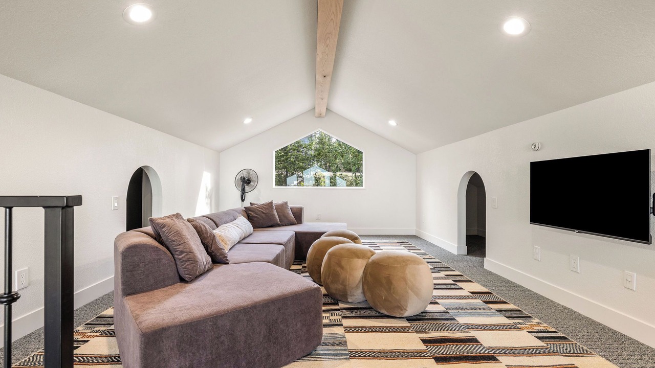Photo of Livingroom in Morrison