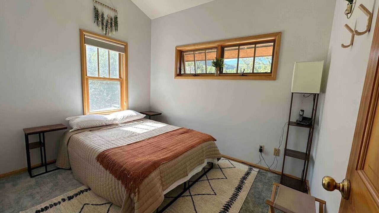 Photo of Bedroom in Twin Lakes