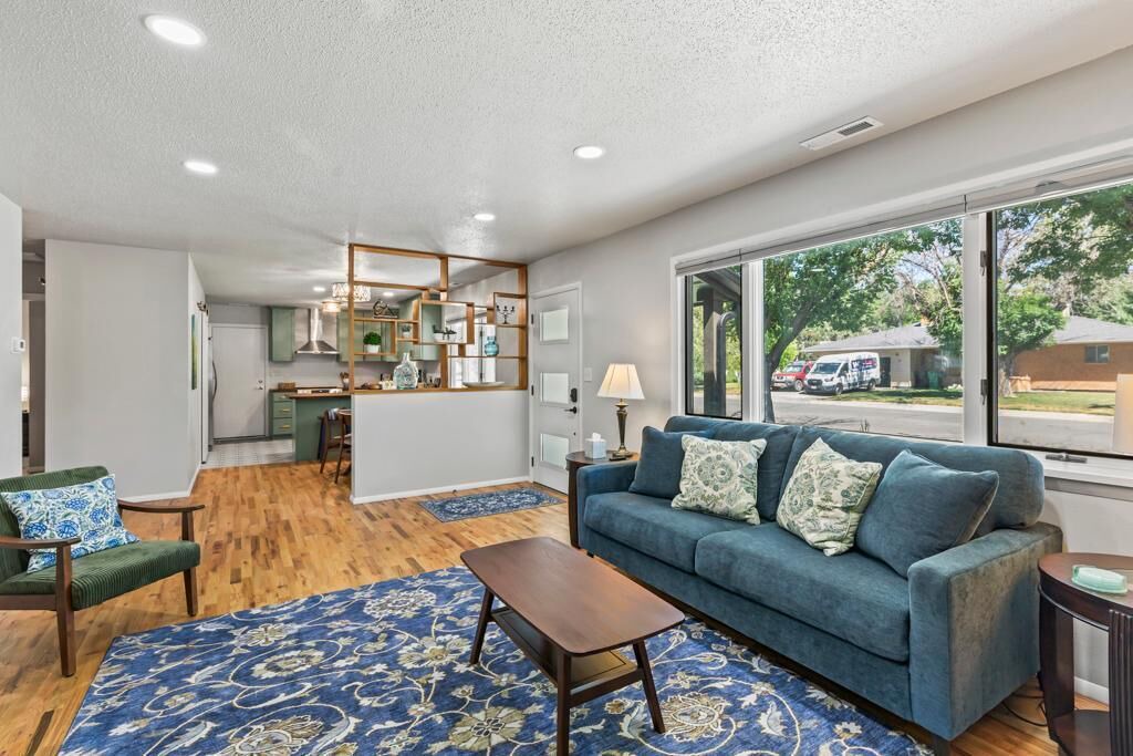 Photo of Livingroom in Montrose