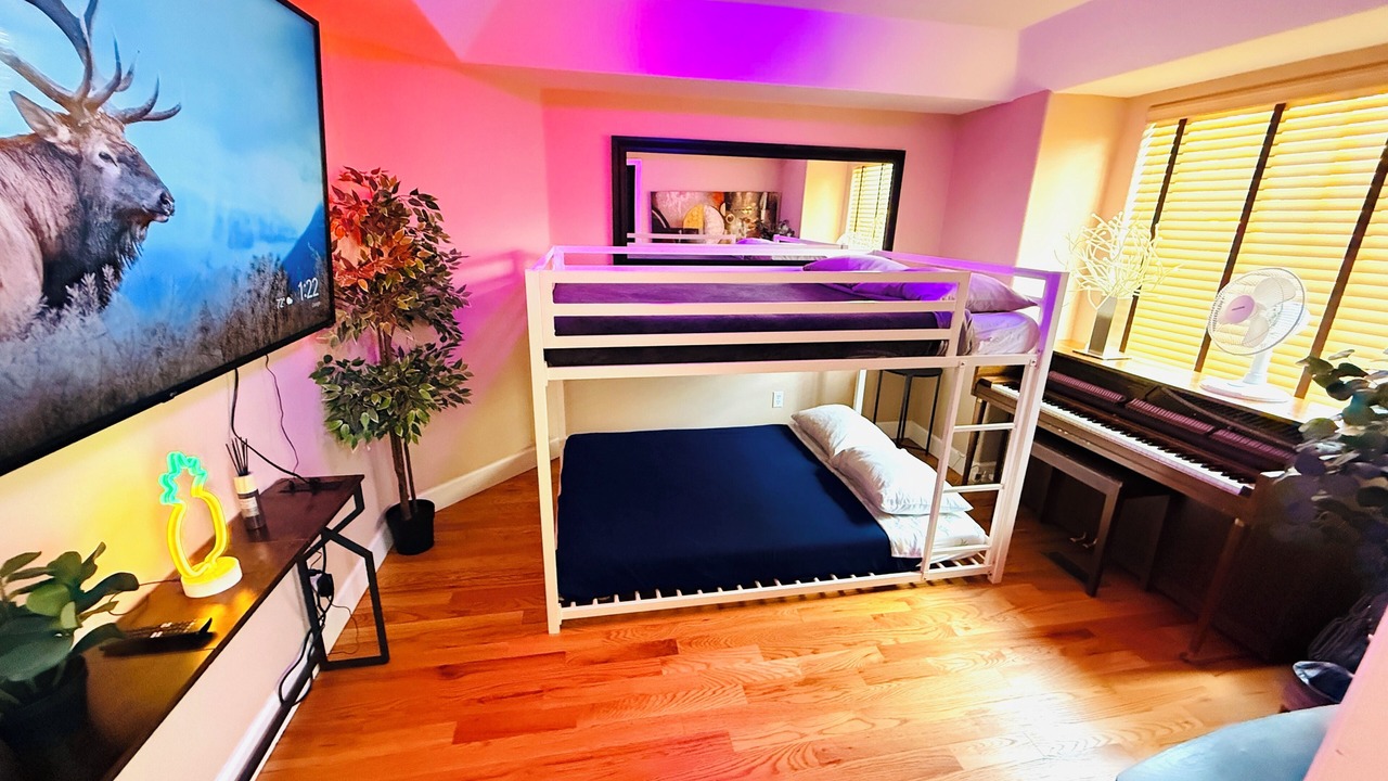 Photo of Bedroom in Curtis Park