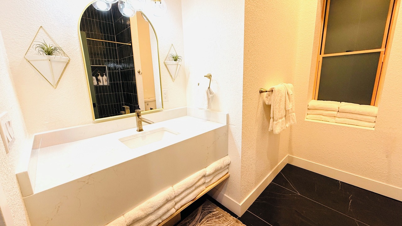 Photo of Bathroom in Curtis Park