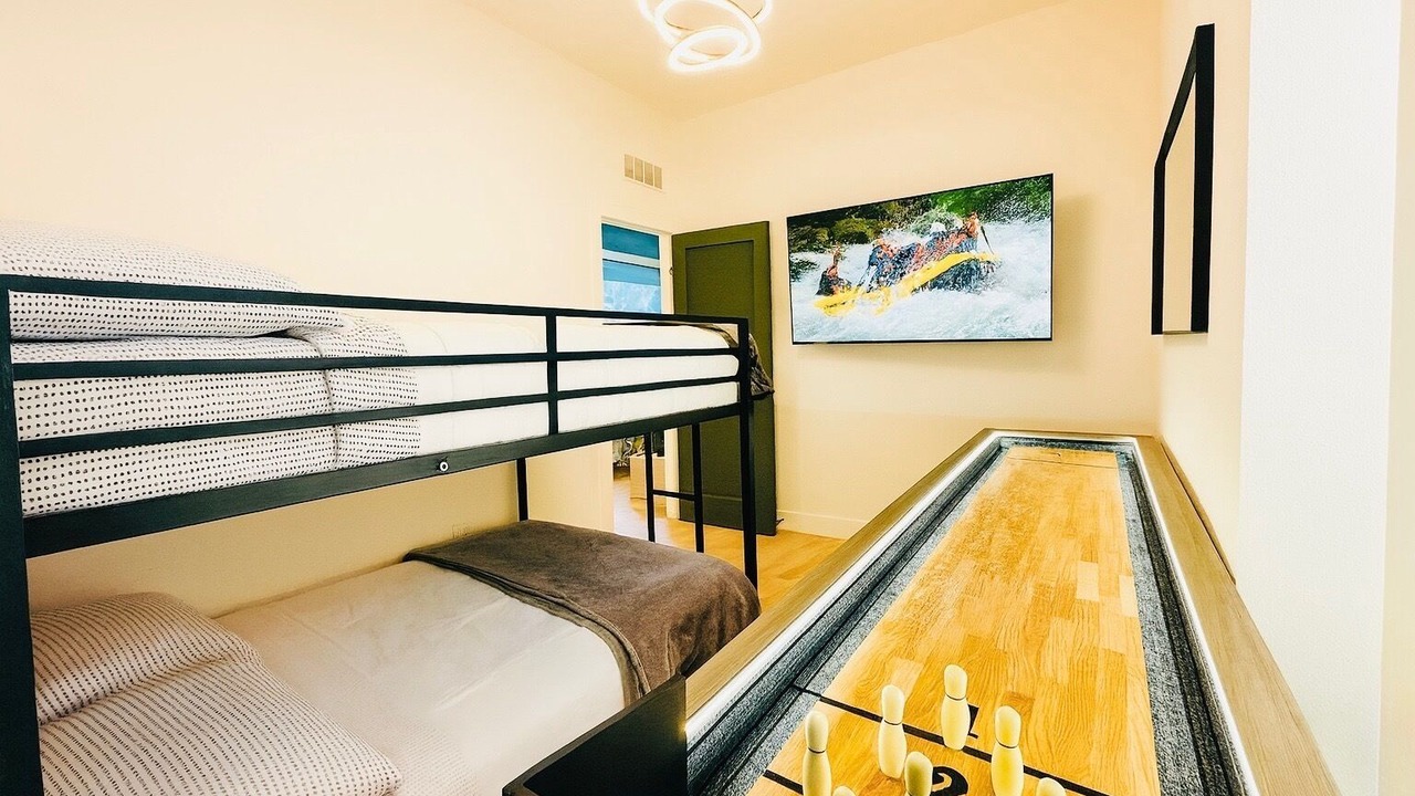 Photo of Bedroom in Curtis Park