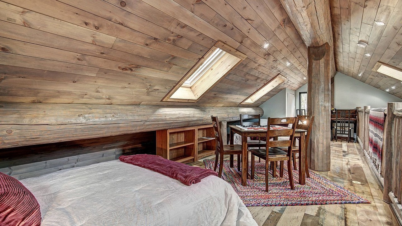 Photo of Bedroom in Coal Creek
