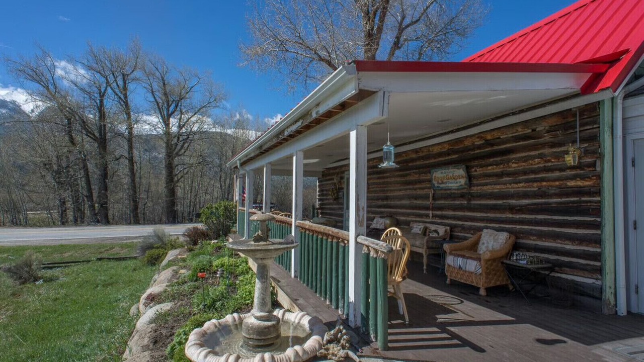 Photo of Patio Balcony in Twin Lakes