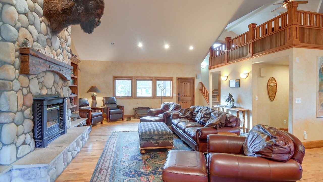 Photo of Livingroom in Pine