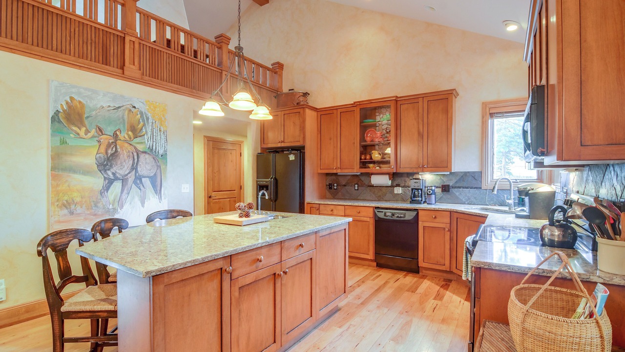 Photo of Kitchen in Pine