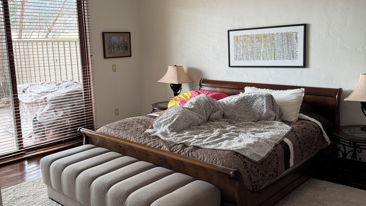 Photo of Bedroom in Aspen Glen