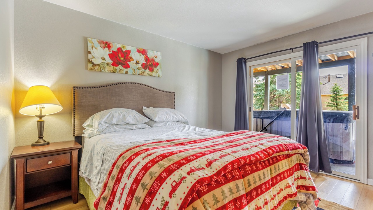 Photo of Bedroom in Gleneagle