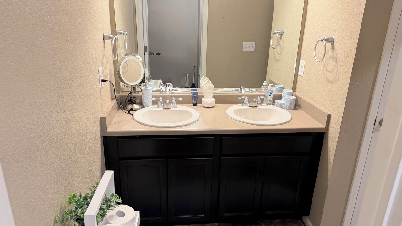 Photo of Bathroom in Aurora