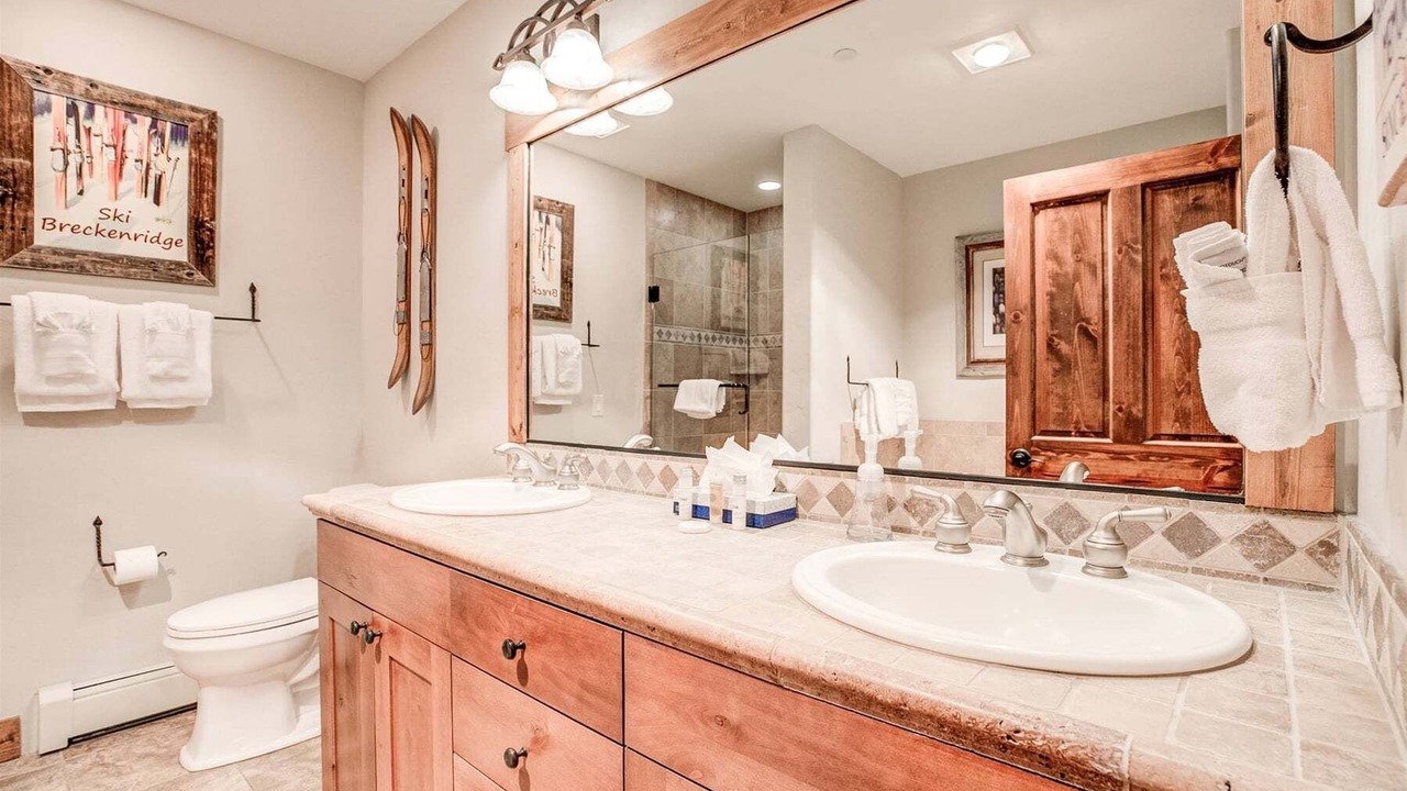 Photo of Bathroom in Christie Heights