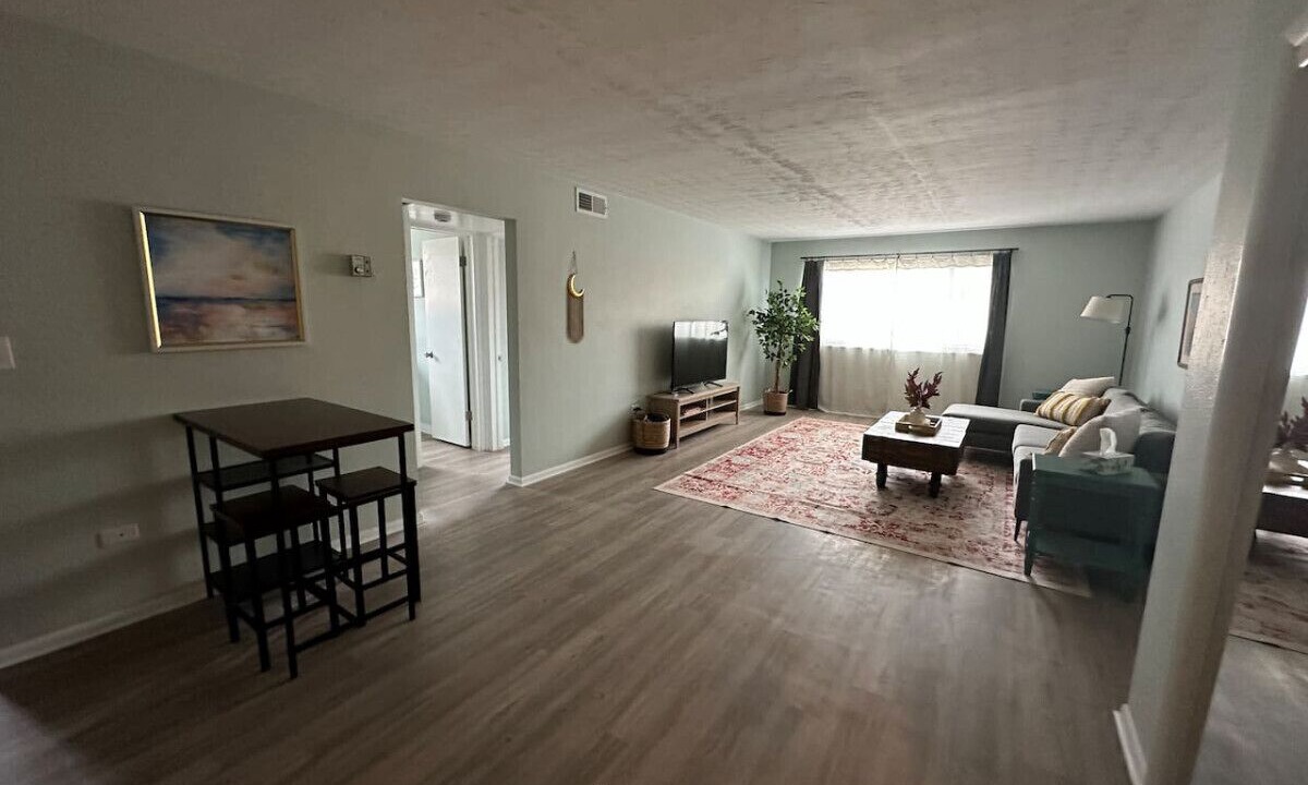 Photo of Livingroom in Lakewood