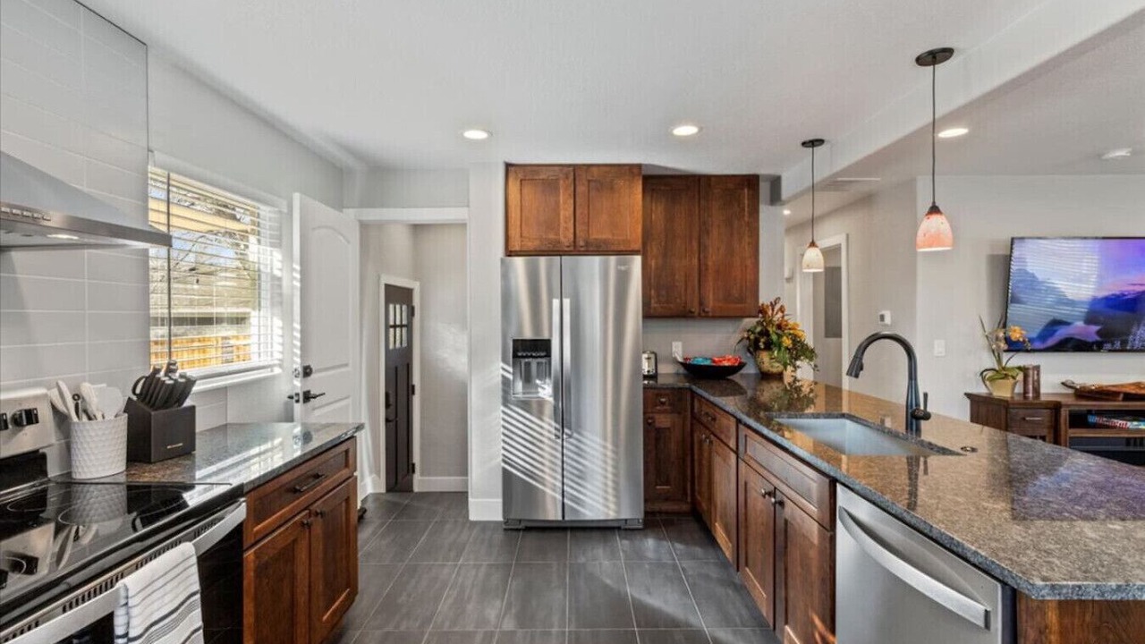 Photo of Kitchen in Jewell Heights - Hoffman Heights