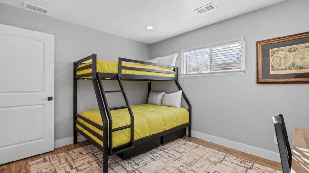 Photo of Bedroom in Jewell Heights - Hoffman Heights