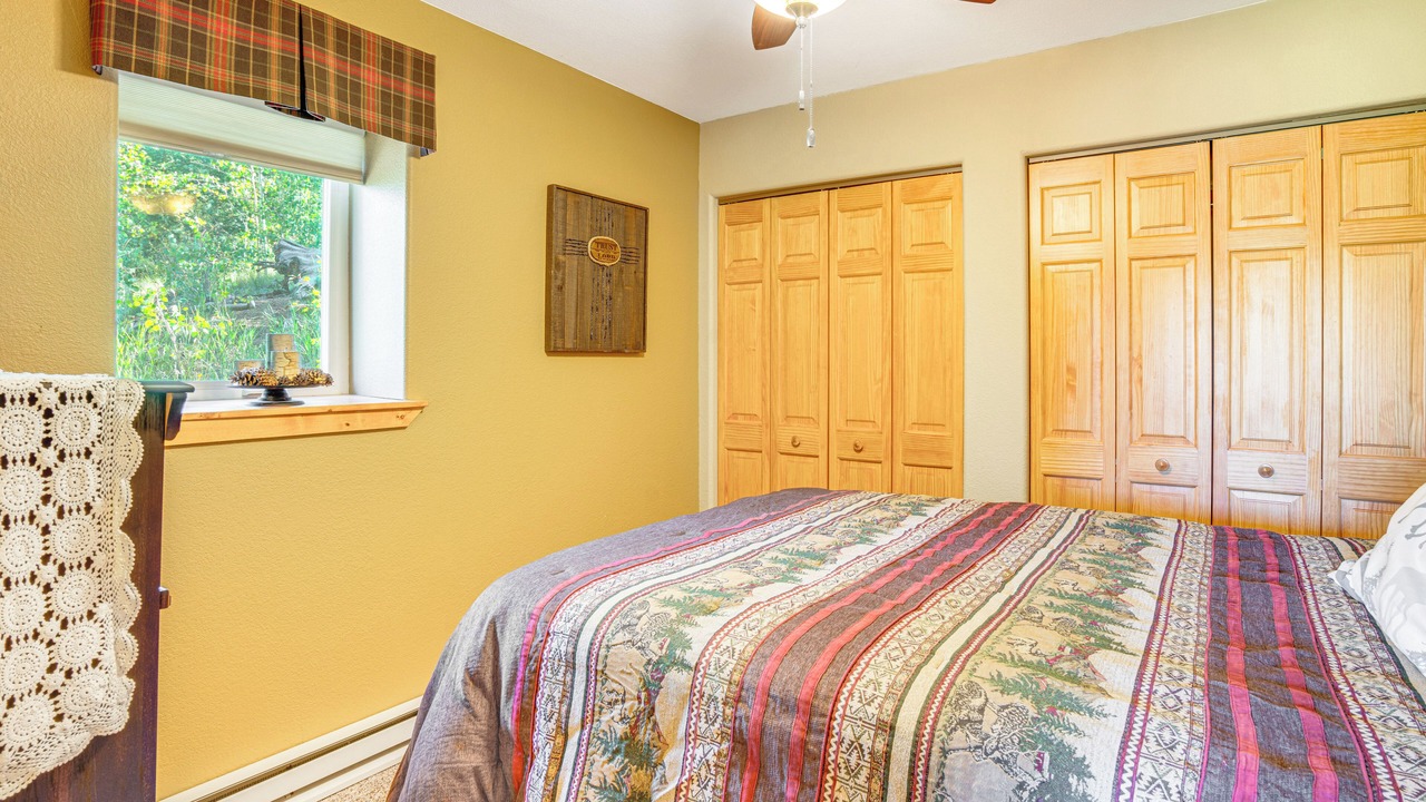 Photo of Bedroom in Indian Mountain