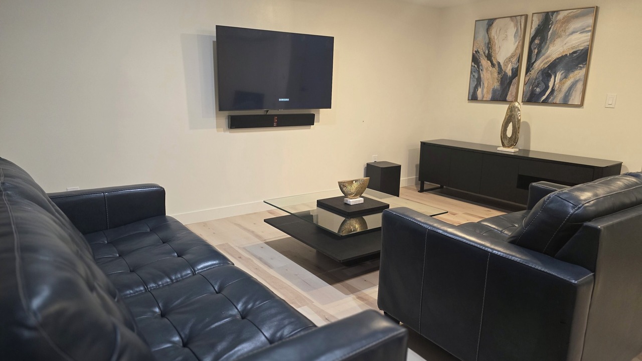 Photo of Livingroom in Tallyn's Reach
