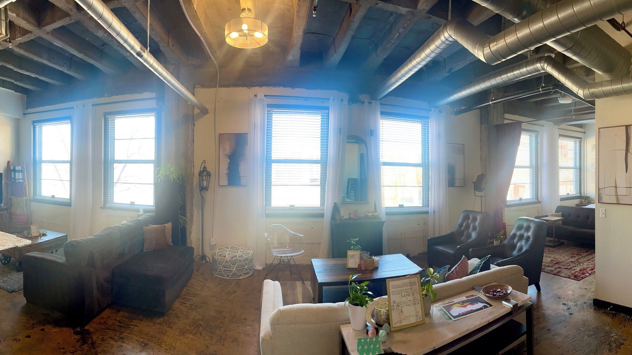 Photo of Livingroom in Uptown